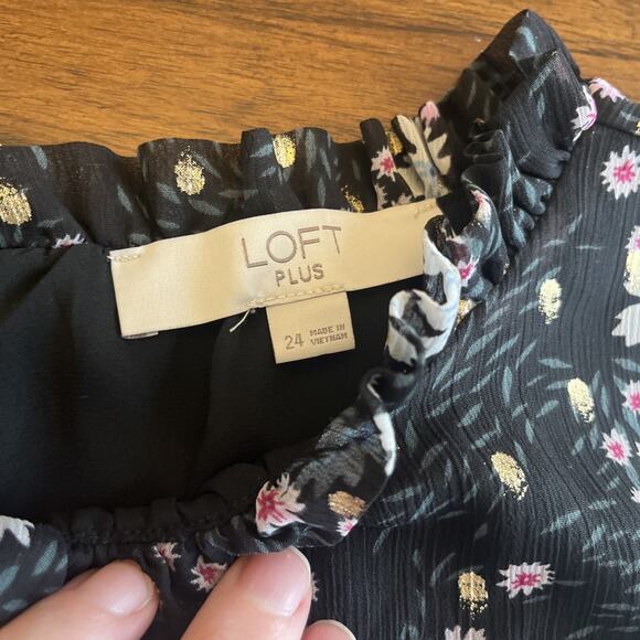 Loft Plus Wmn Sz 24 Ditsy Daisy Blouse Black With Gold Flecks Whimsy Layer Flow - Picture 2 of 8